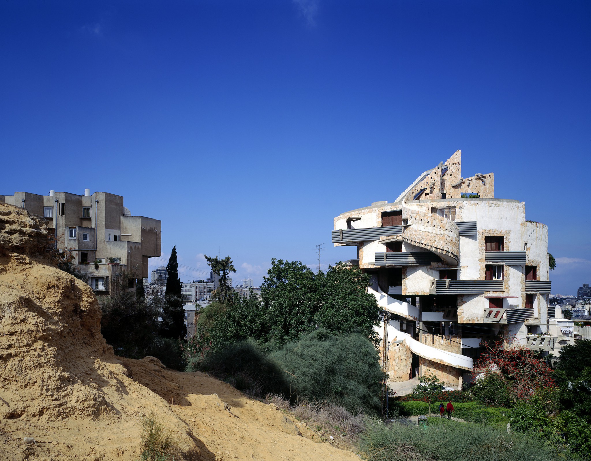 Vorbild Magazine — Zvi Hecker – A real piece of architecture is subversive